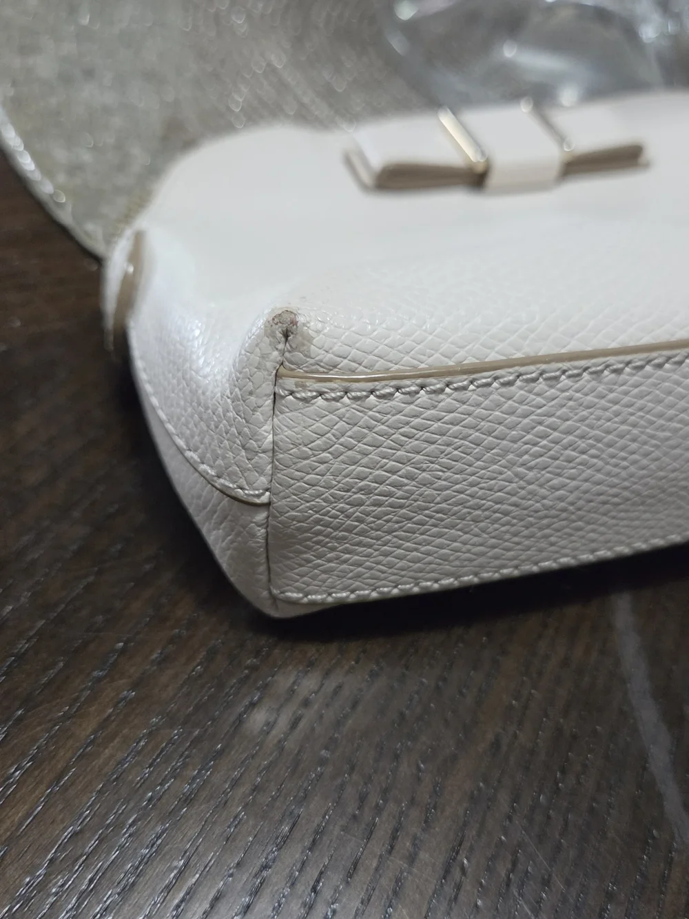 Coach Cream Bow Accent Women's Cosmetic Pouch